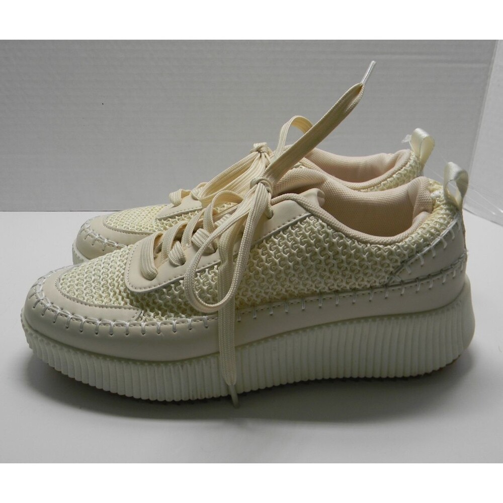 La Sheelah Cream Sneakers Walking Shoes Platform Lace-up Neutral NWOT - Picture 3 of 5